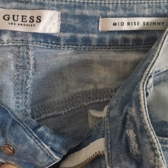Guess Jeans - Picture 4 of 5